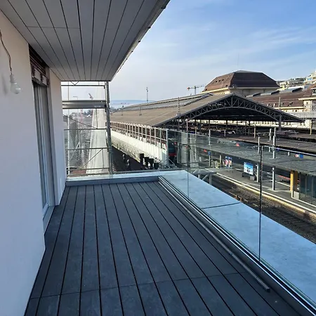 Apartman New On Floor, 2 Minutes From Train Station *